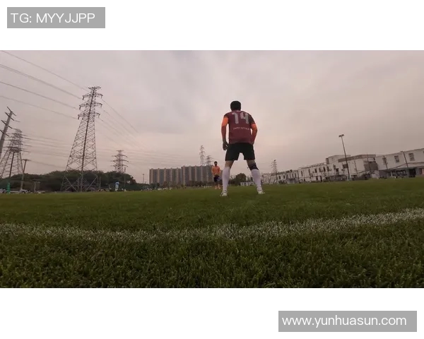 足球明星守门员训练技巧视频合集精彩呈现提升你的守门水平