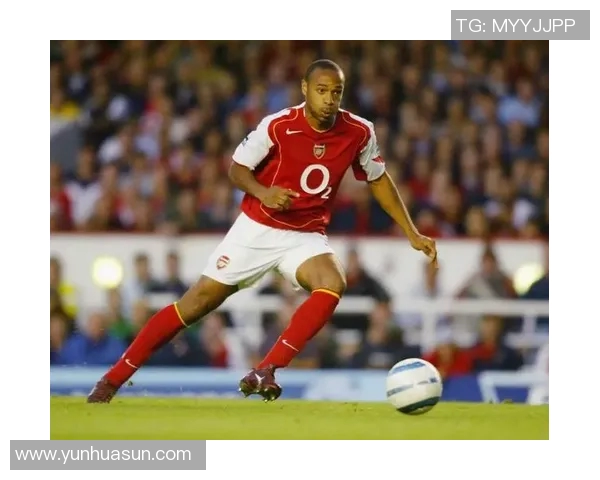 6号足球明星阵容揭秘英超球员大放异彩的精彩瞬间